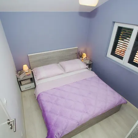 Apartment Berovic Kaprije